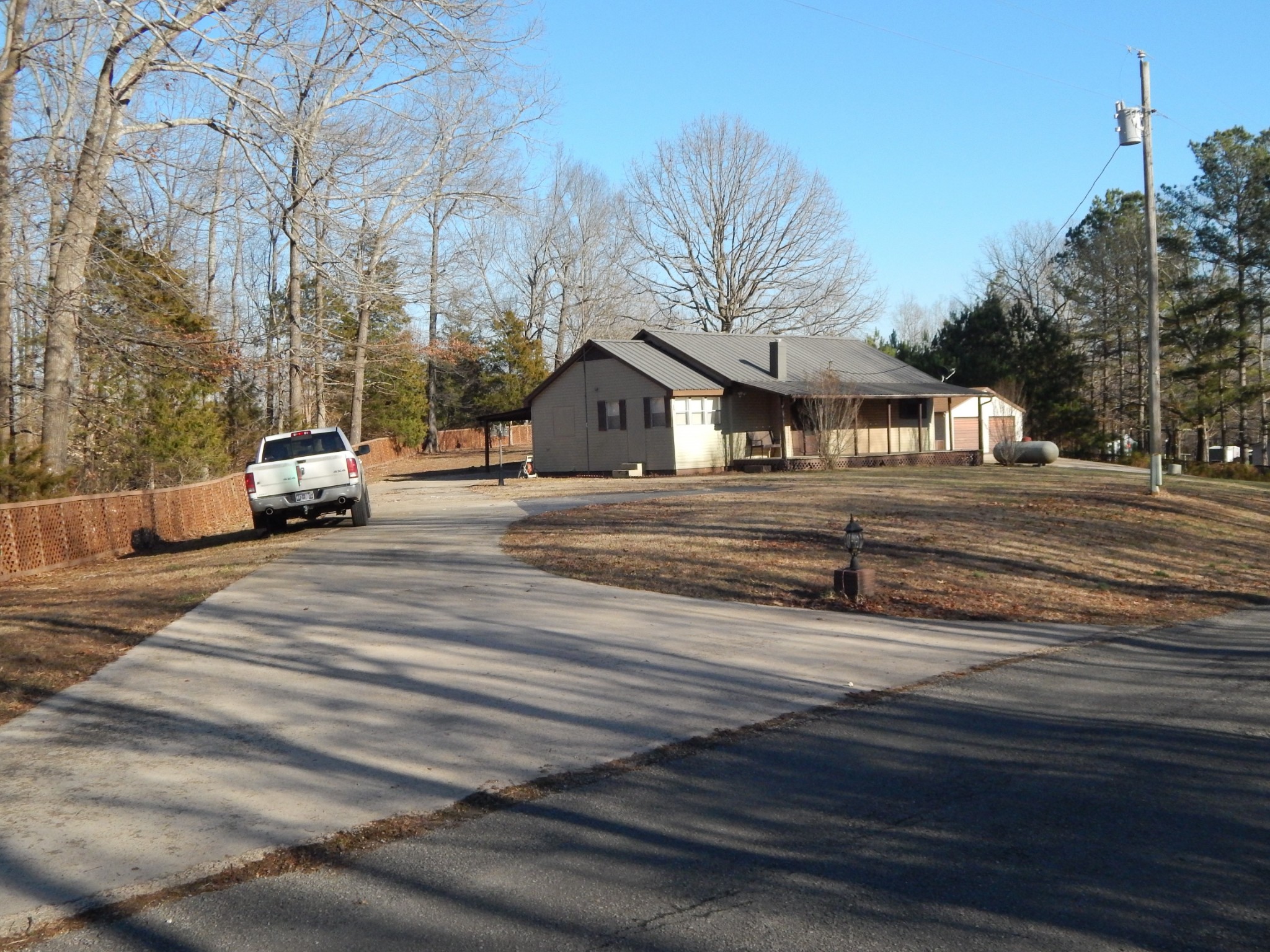 3325 George Olive Road Iron City, TN 38463 - Photo 1 of 42 Gallery Image 1