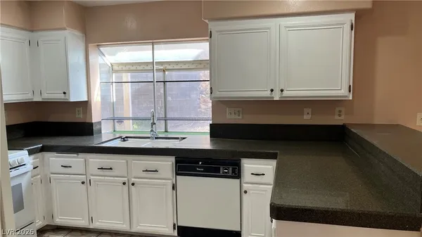 $2,195 | 2909 Calmada Avenue, Henderson, NV 89074