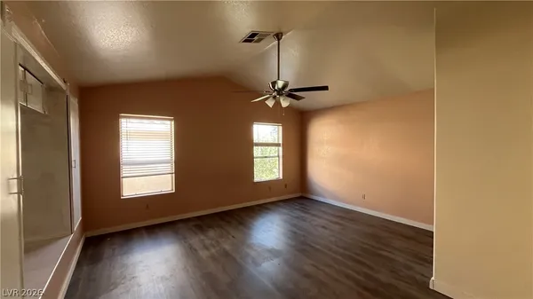$2,195 | 2909 Calmada Avenue, Henderson, NV 89074
