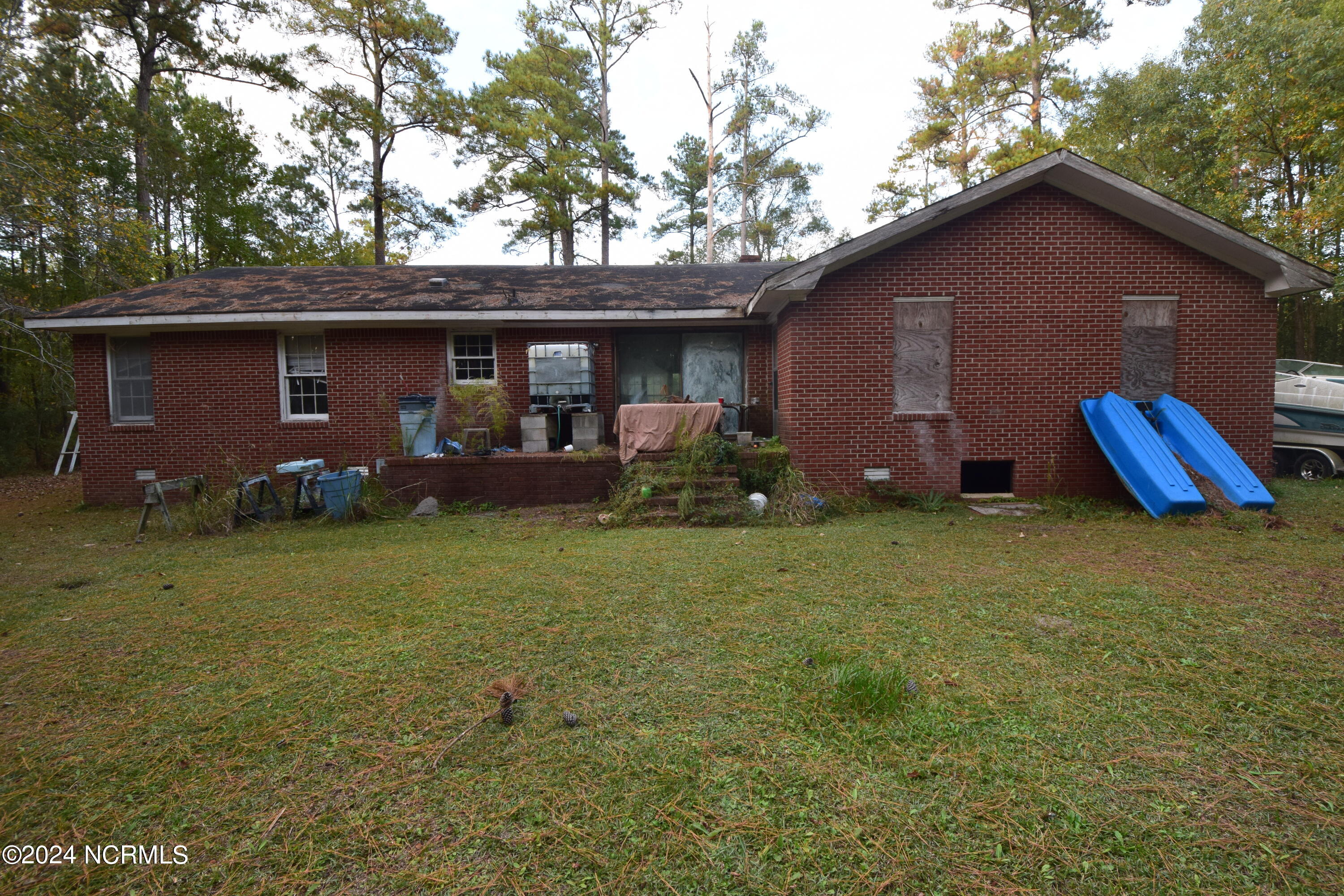 152 Tate Road Belhaven, NC 27810 - Photo 2 of 16 DSC_0004