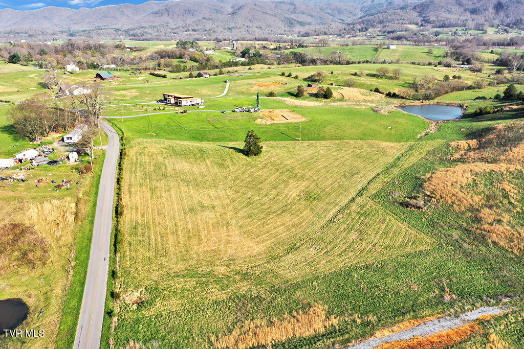 356 Laws Road, Unit 5R Limestone, TN 37681 - Photo 5 of 12 DJI_0959