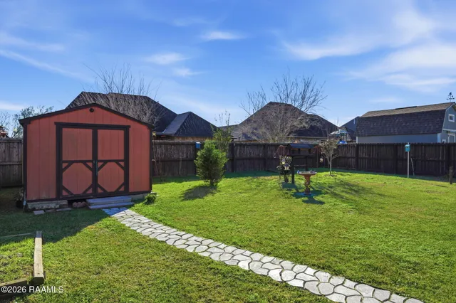 $275,000 | 124 Raven Cliff Lane, Broussard, LA 70518
