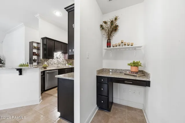 $275,000 | 124 Raven Cliff Lane, Broussard, LA 70518