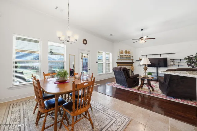 $275,000 | 124 Raven Cliff Lane, Broussard, LA 70518