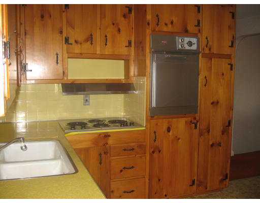 62 College Farm Road Waltham, MA 02451 - Photo 2 of 3 Gallery Image 2