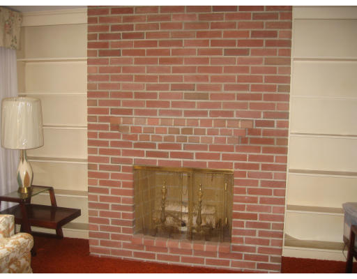 62 College Farm Road Waltham, MA 02451 - Photo 3 of 3 Gallery Image 3
