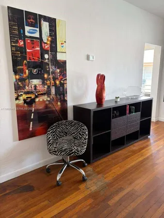 $2,100 | Isle of Normandy Ocean Side, Miami Beach, FL 33141