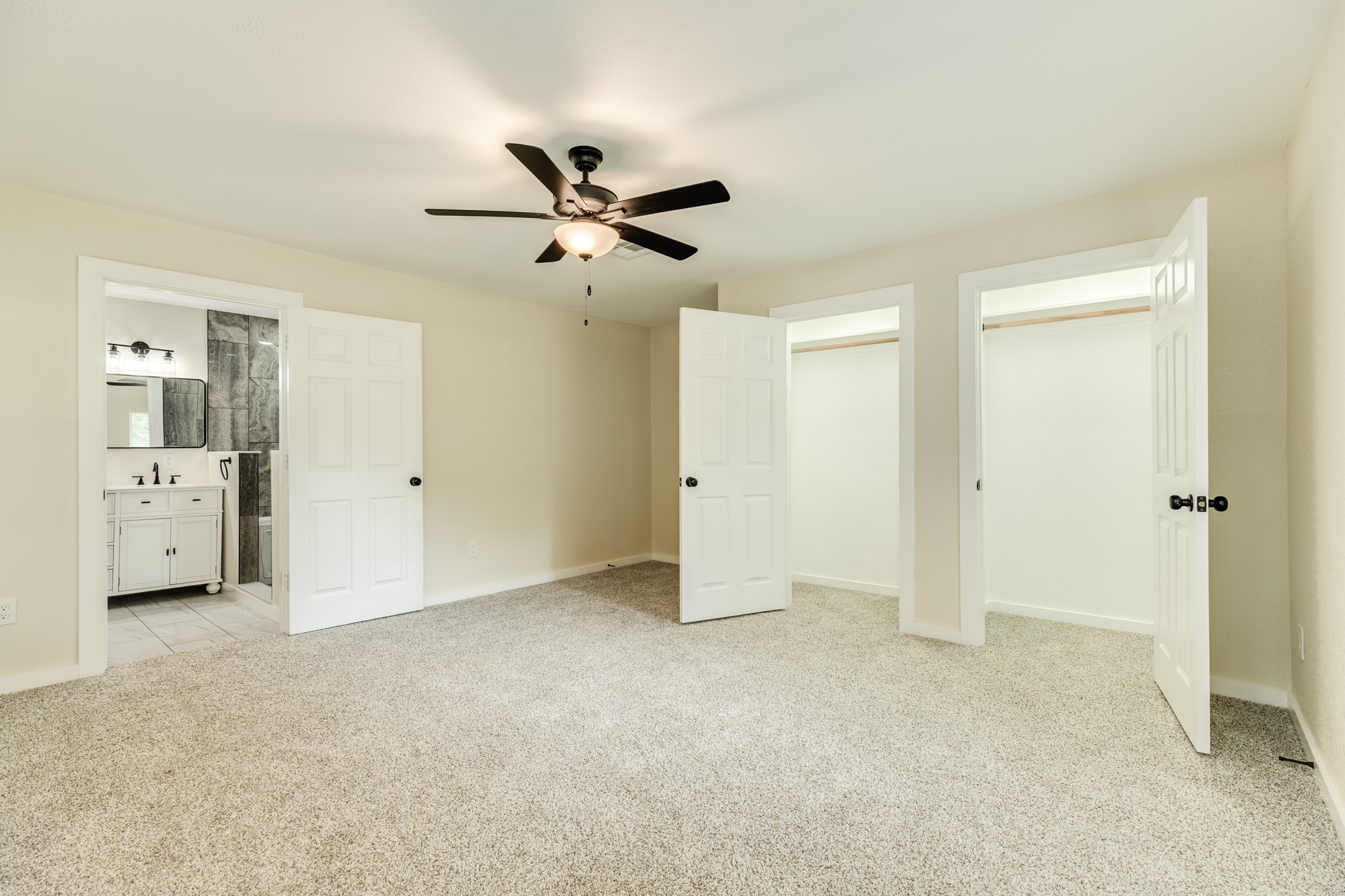 207 Stockman Street Sweeny, TX 77480 - Photo 4 of 22