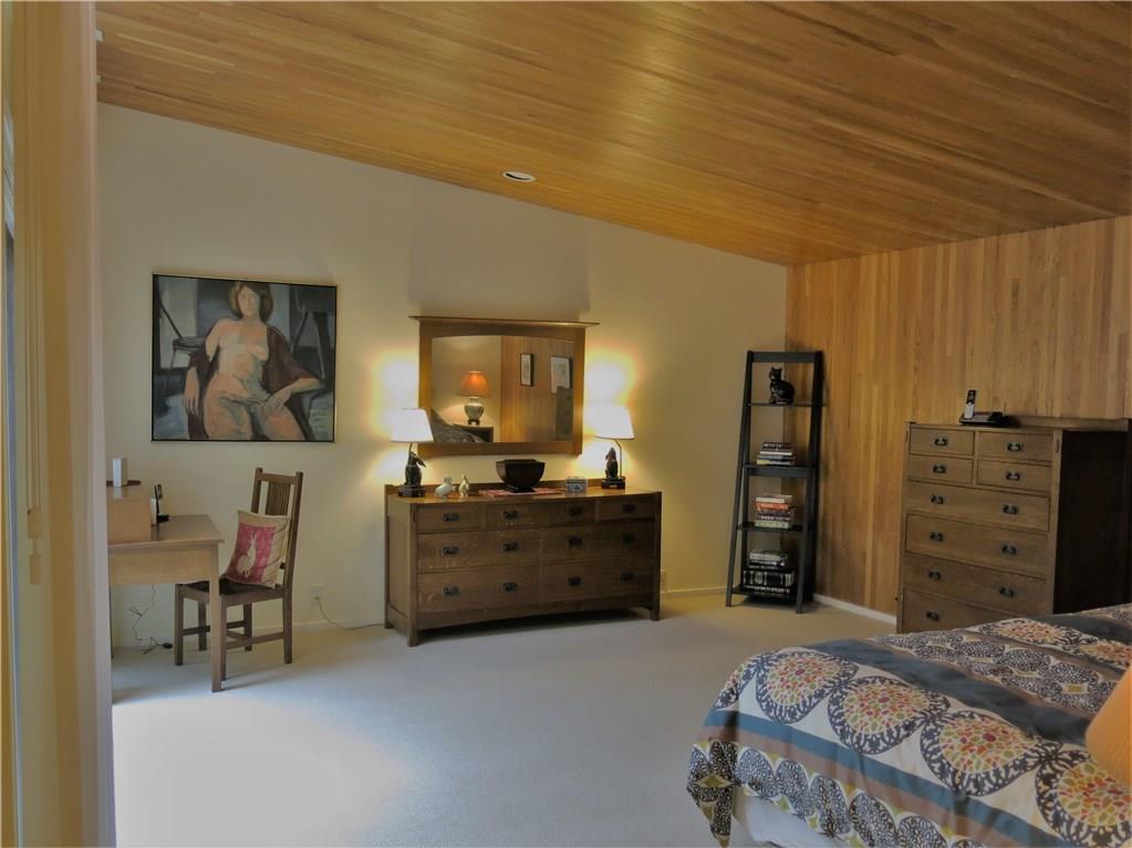 970 Segar Road Mt. Lebanon, PA 15243 - Photo 13 of 20 Master Bedroom