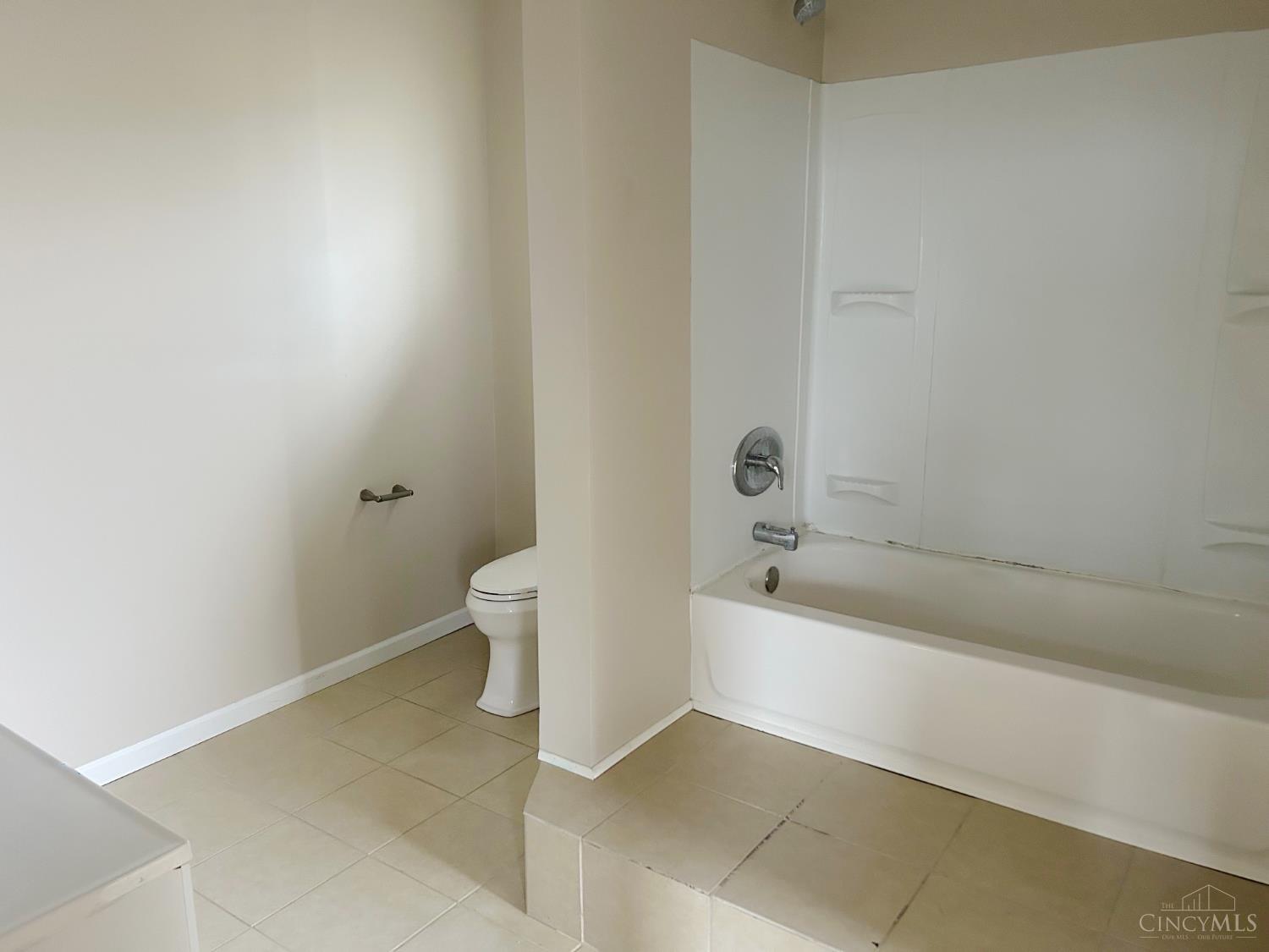 2247 Tucker Road Blanchester, OH 45107 - Photo 6 of 16 Gallery Image 6