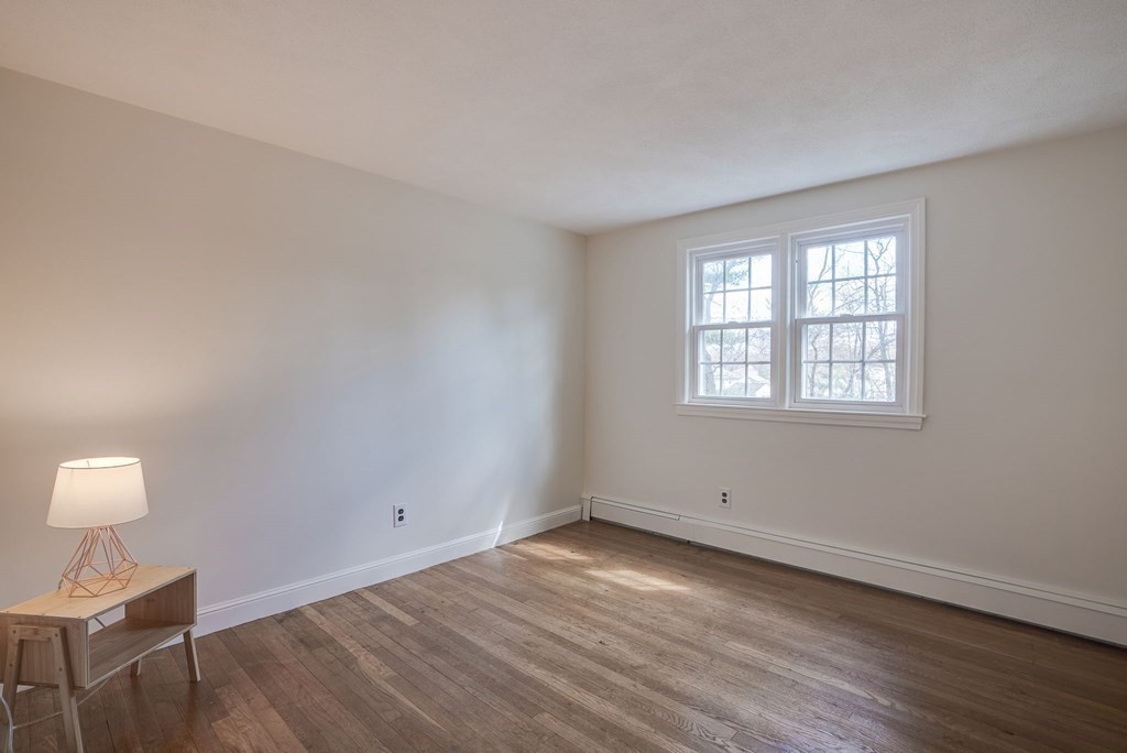 31 Martin Road Reading, MA 01867 - Photo 20 of 28 Gallery Image 20