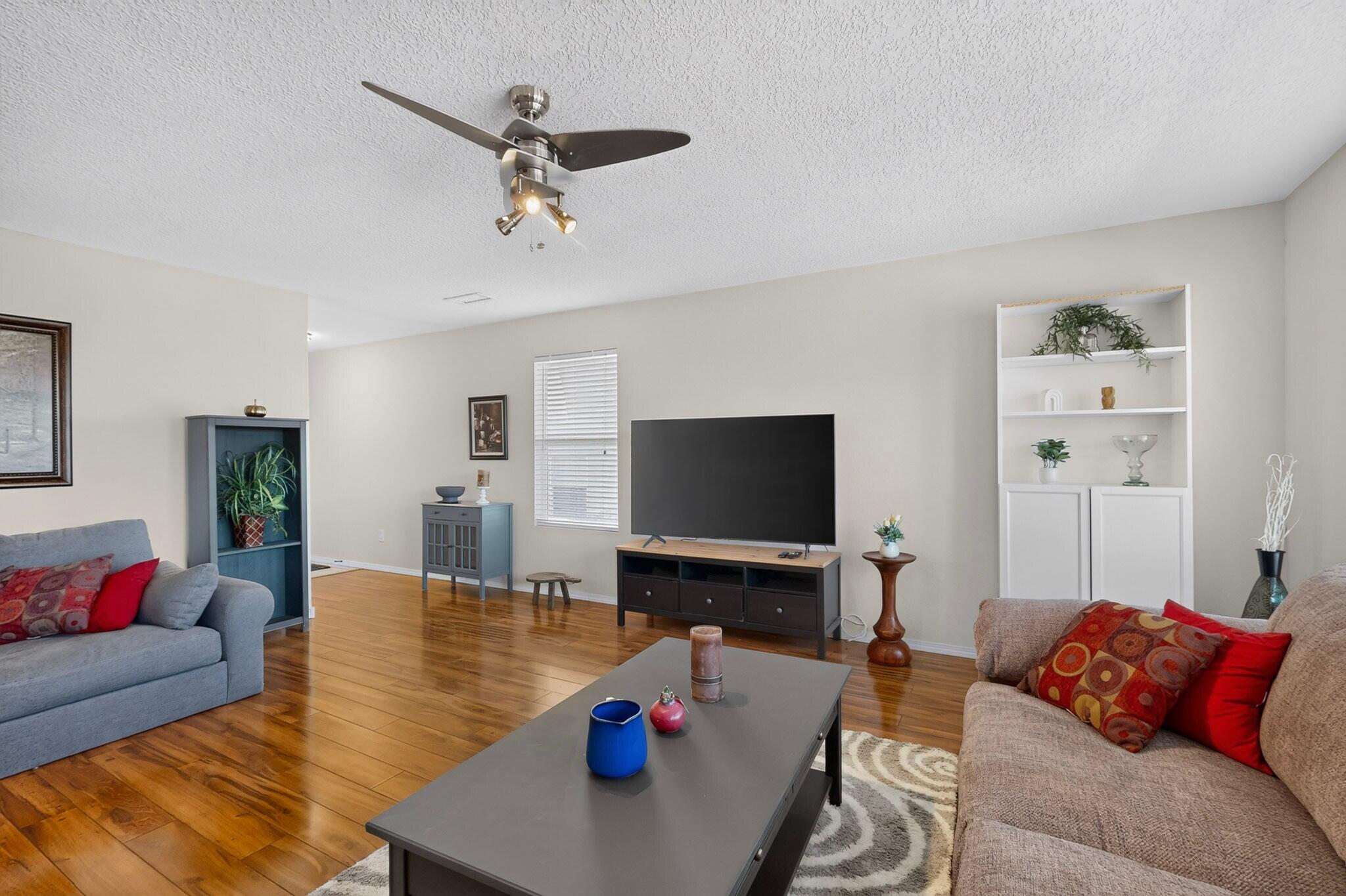 11827 Native Dancer Road Southeast Albuquerque, NM 87123 - Photo 8 of 50 Gallery Image 8