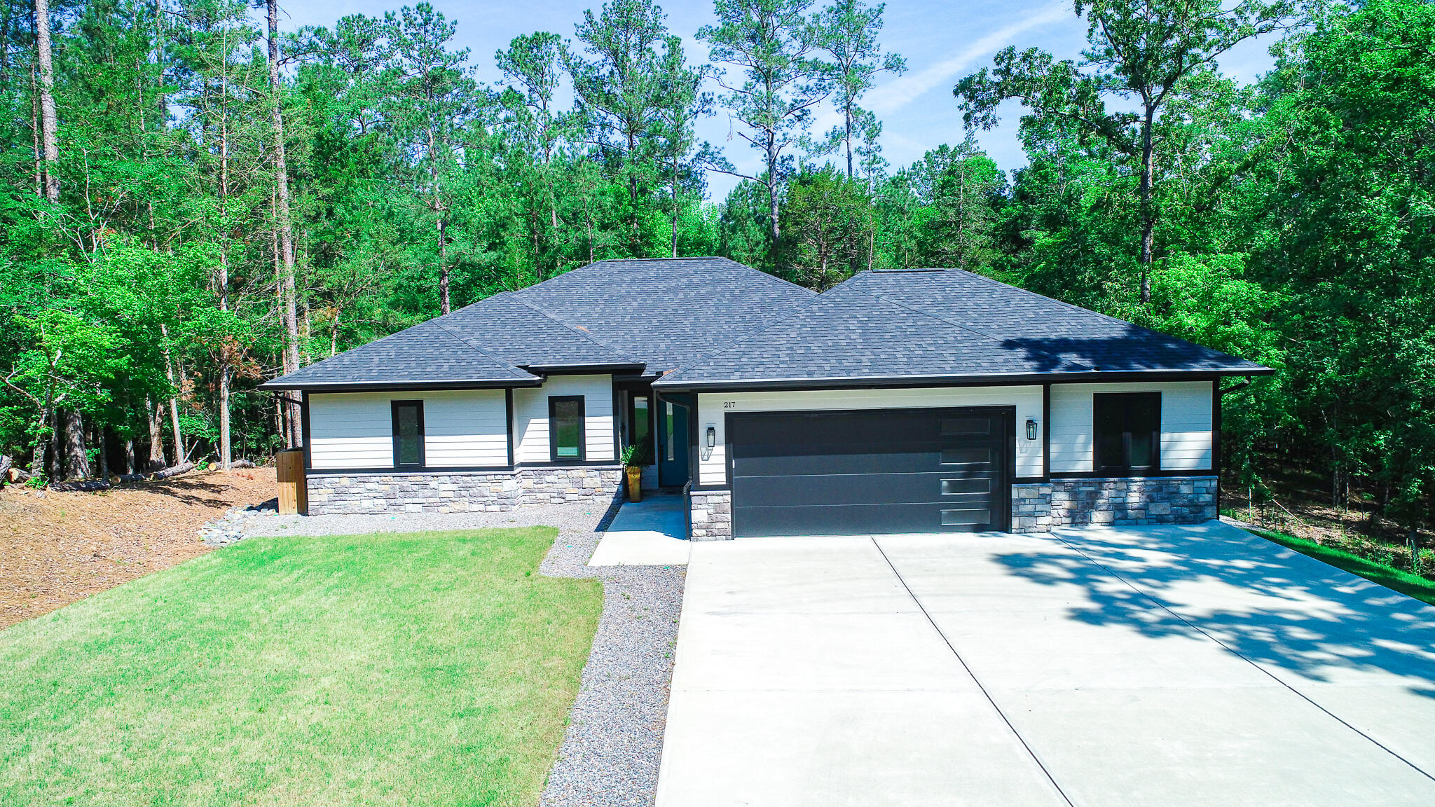 217 Cove Point Lane McCormick, SC 29835 - Photo 1 of 48 DJI_0205