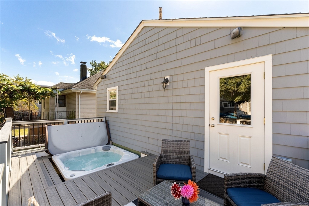 38 Newport Road Hull, MA 02045 - Photo 18 of 24