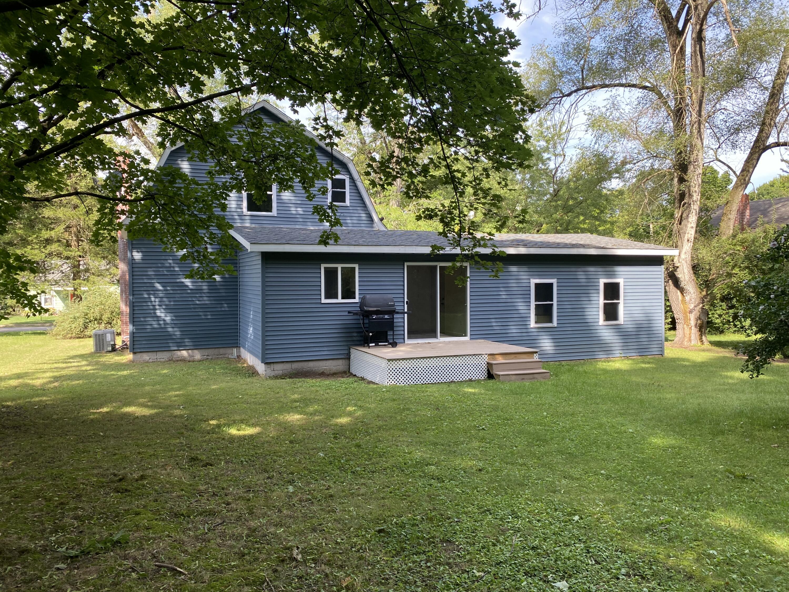 1200 8th Street Three Rivers, MI 49093 - Photo 5 of 20 IMG-2597