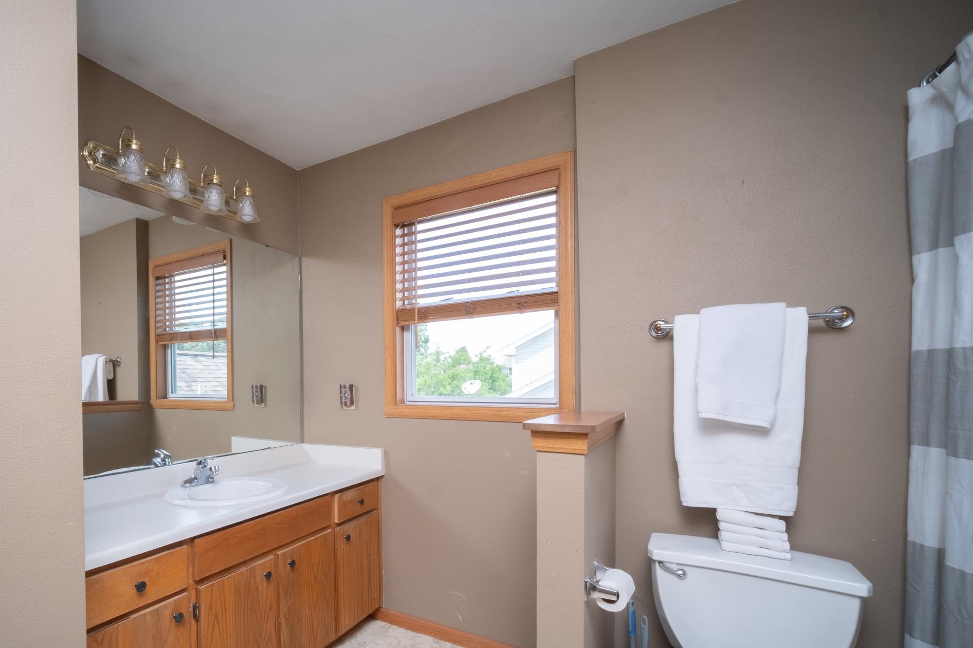 814 7 Hickory Road Byron, IL 61010 - Photo 10 of 24 Gallery Image 10