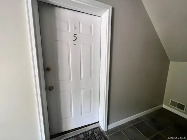 a view of utility room