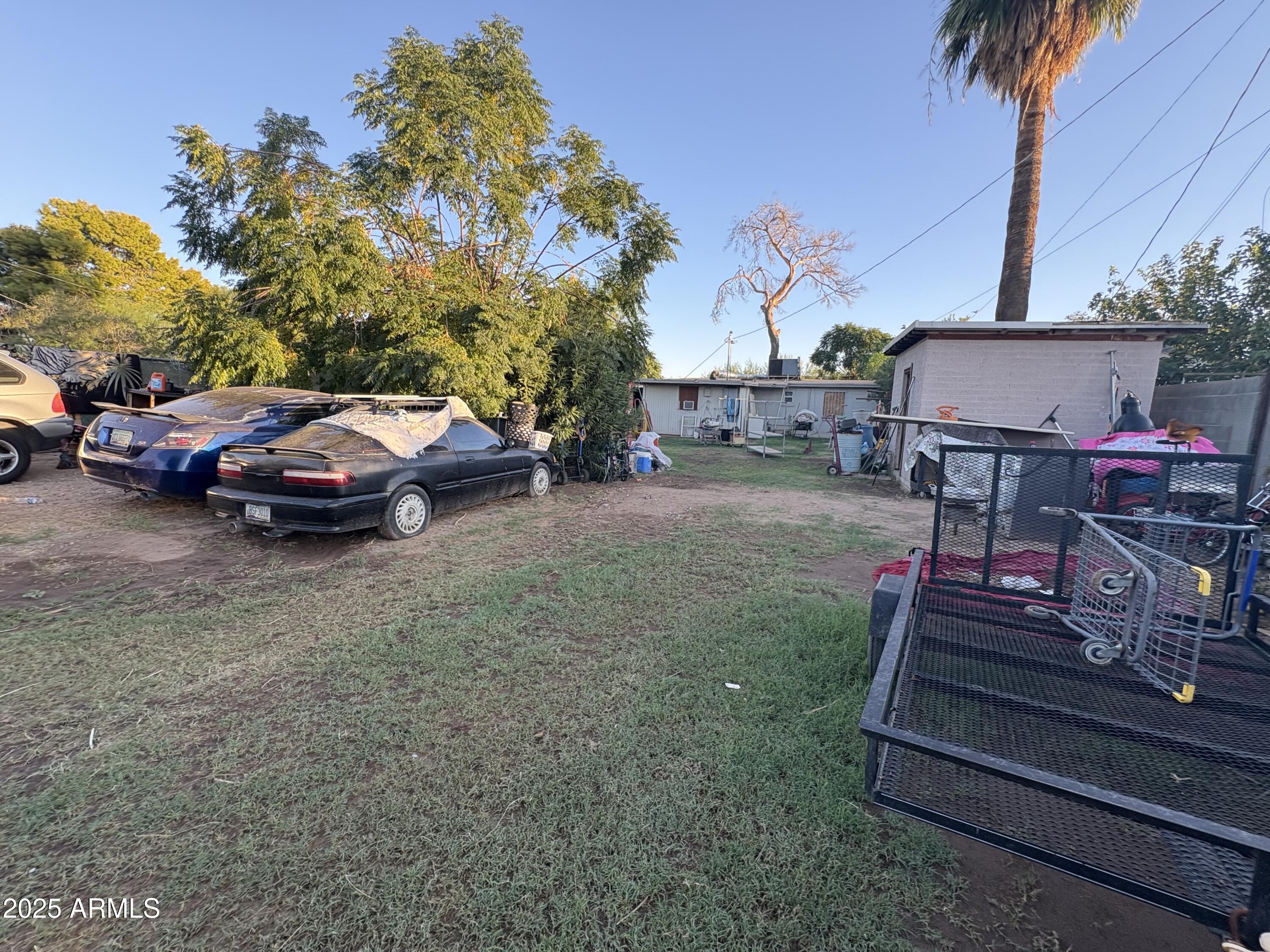 1548 West Roeser Road Phoenix, AZ 85041 - Photo 14 of 18 2 Back Y.