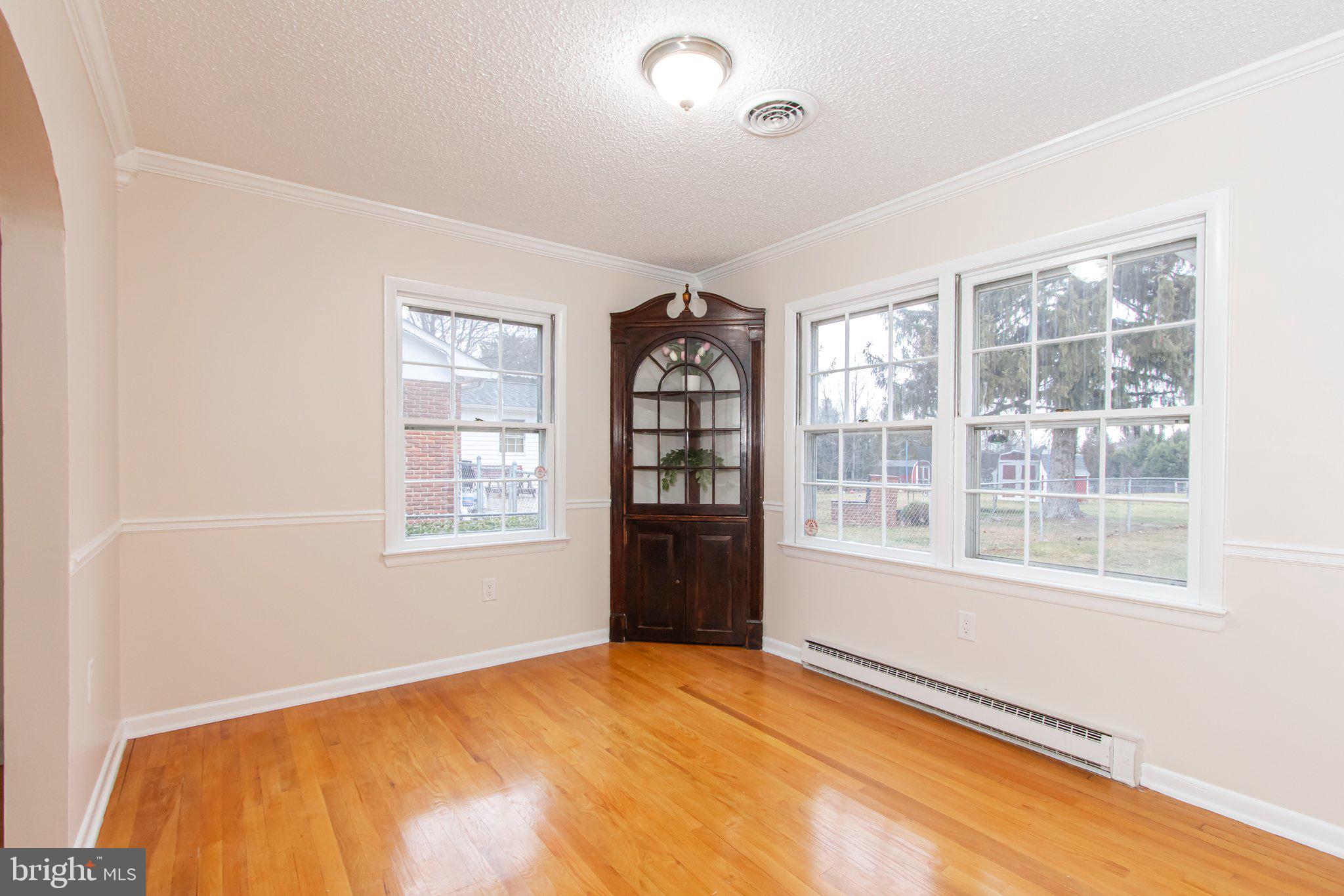 1183 Shepherdstown Road Martinsburg, WV 25404 - Photo 21 of 46 Dining Room