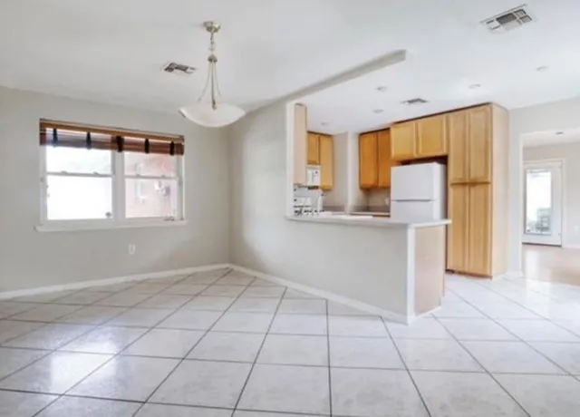 $2,000 | 27 Marie Drive, Gretna, LA 70053