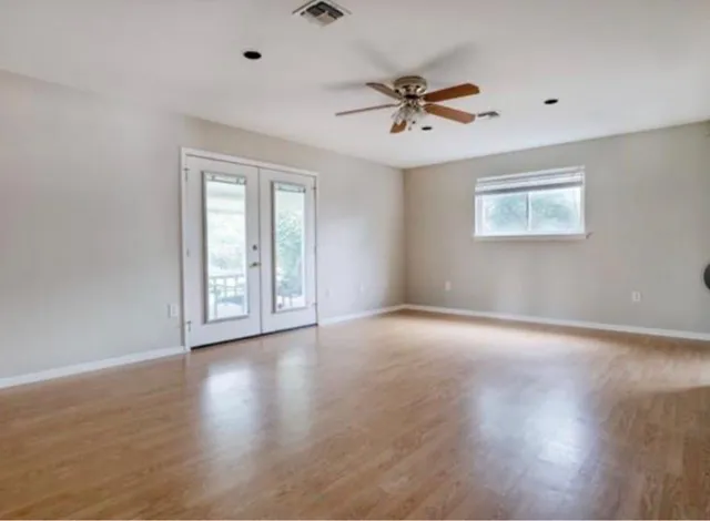 $2,000 | 27 Marie Drive, Gretna, LA 70053