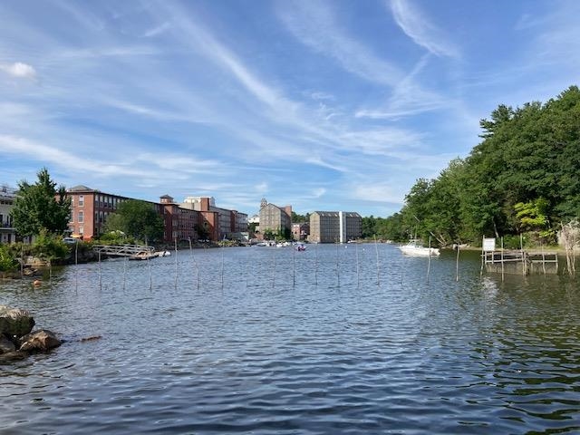 2 Elm Street, Unit 4 Newmarket, NH 03857 - Photo 10 of 11