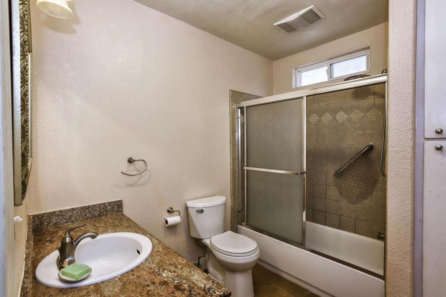 746 Echo Valley Road Salinas, CA 93907 - Photo 17 of 54