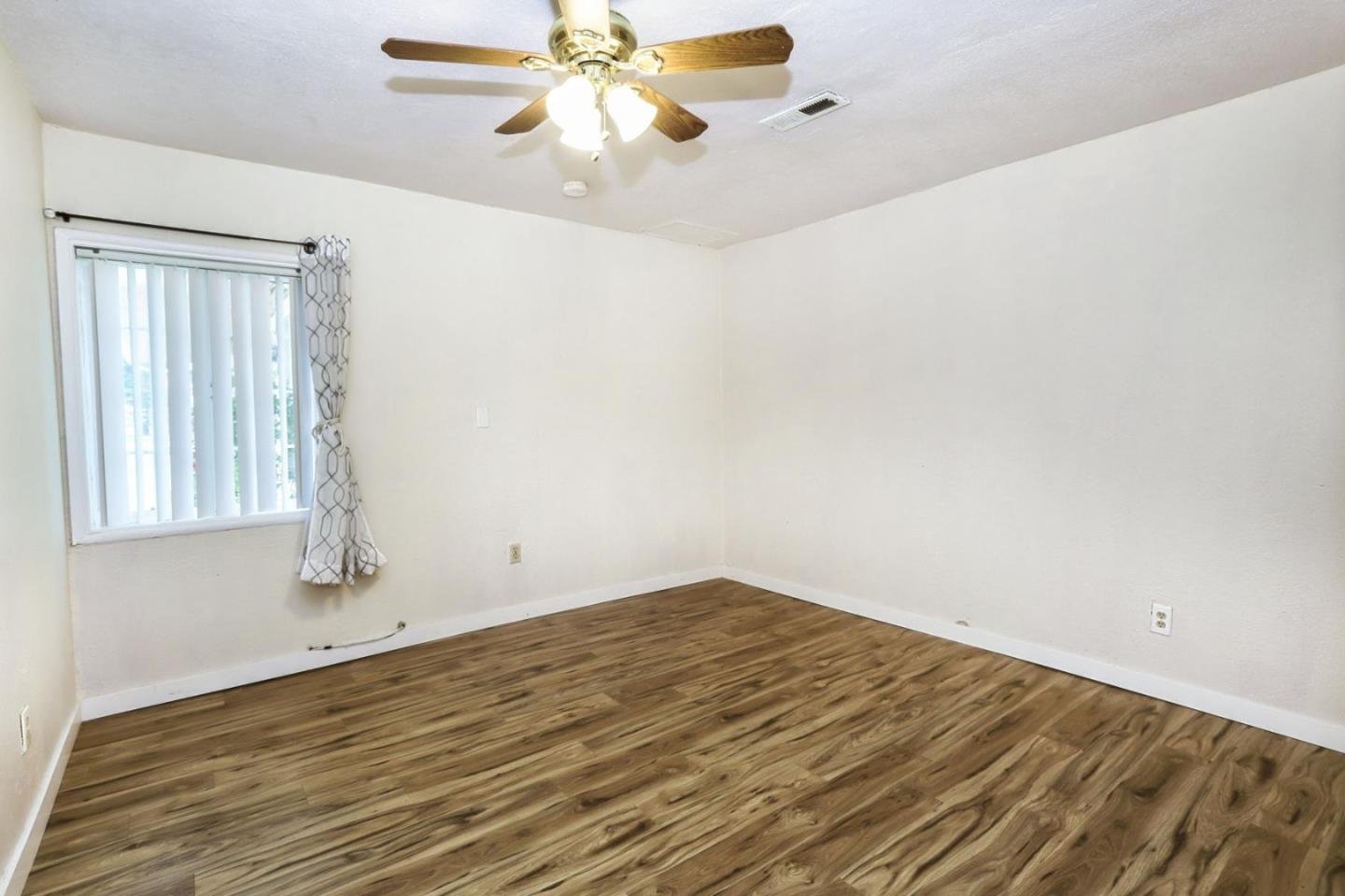 746 Echo Valley Road Salinas, CA 93907 - Photo 32 of 54 wooden floor in an empty room