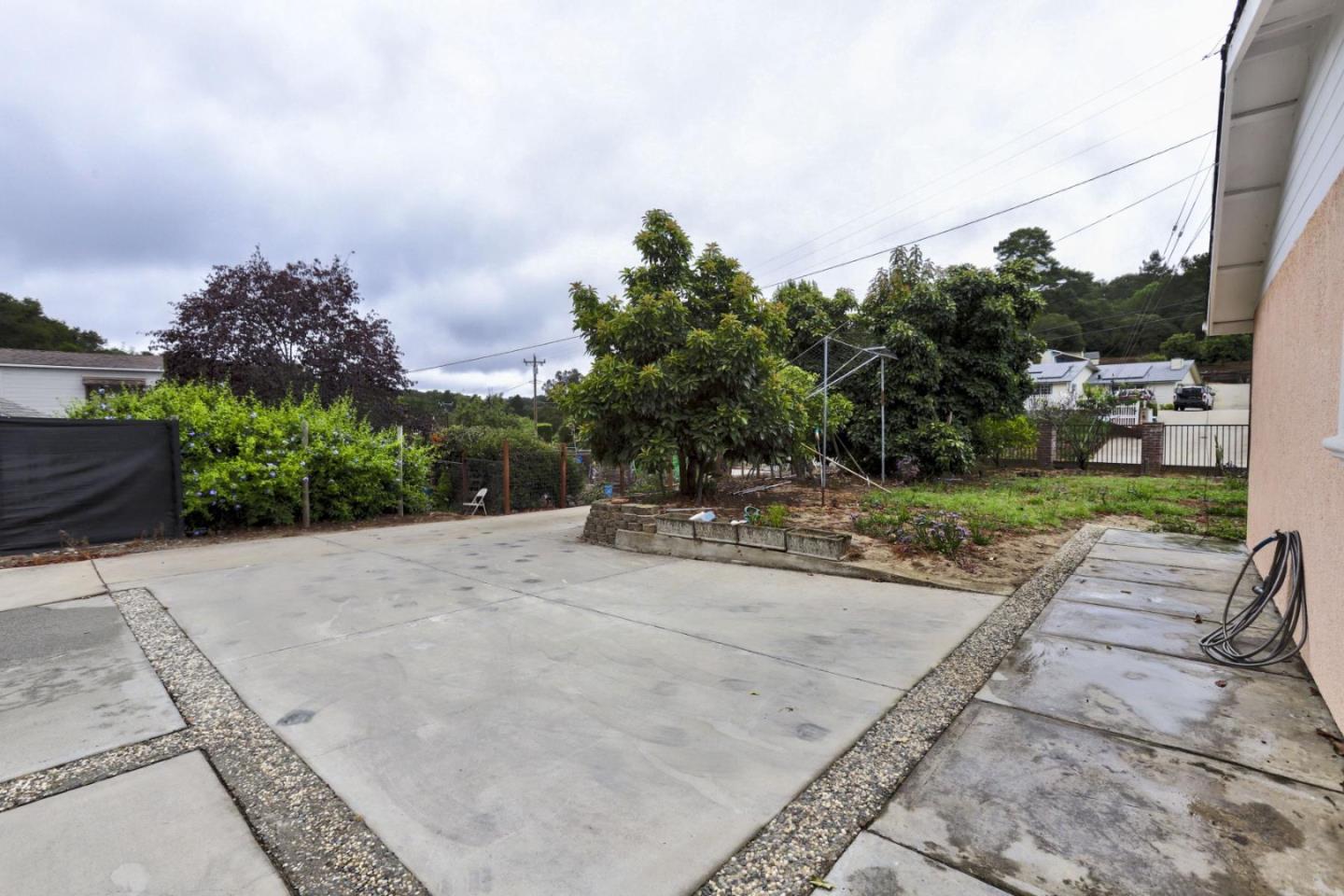 746 Echo Valley Road Salinas, CA 93907 - Photo 42 of 54 a view of a backyard