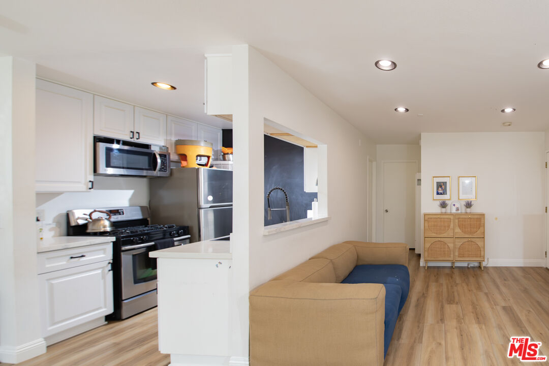 4812 Hollow Corner Road, Unit 151 Culver City, CA 90230 - Photo 2 of 9
