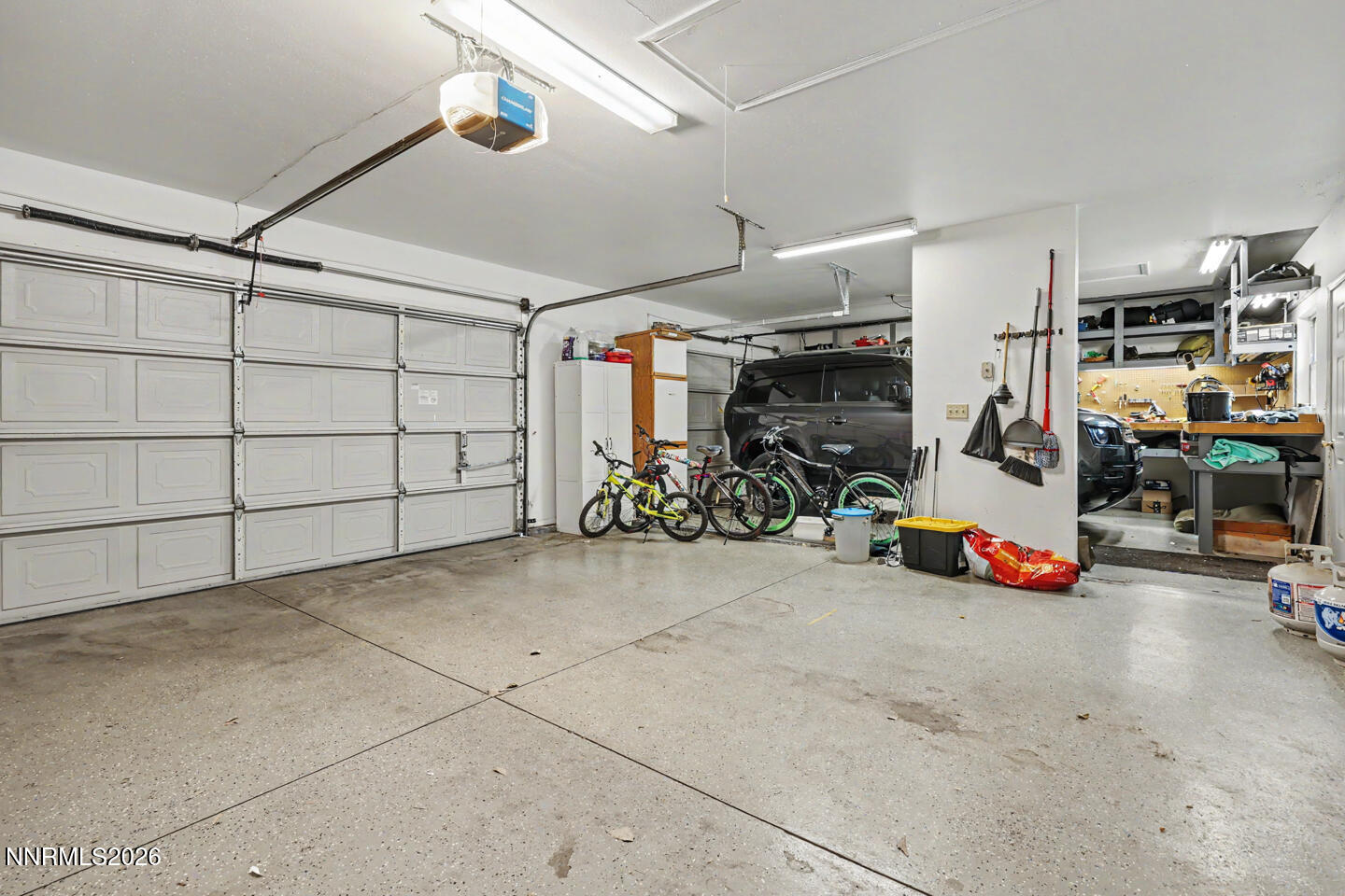 1500 Manchester Circle Fallon, NV 89406 - Photo 30 of 41 a view of garage