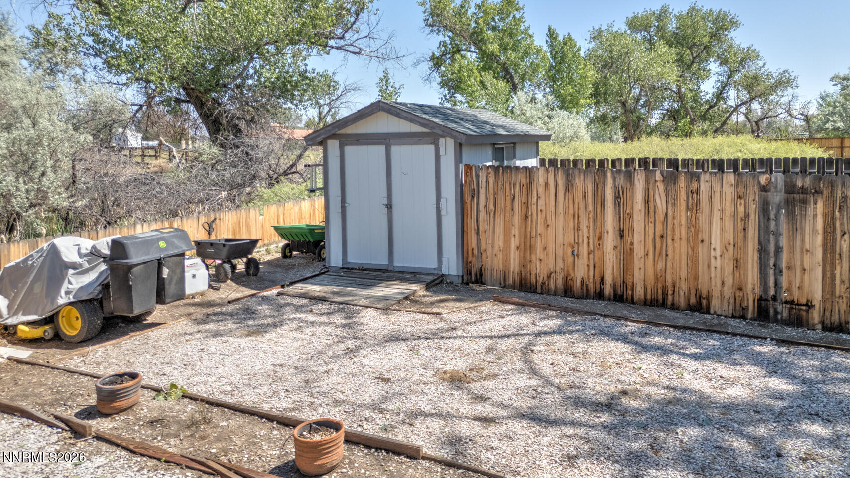 1500 Manchester Circle Fallon, NV 89406 - Photo 34 of 41 a view of a backyard of the house