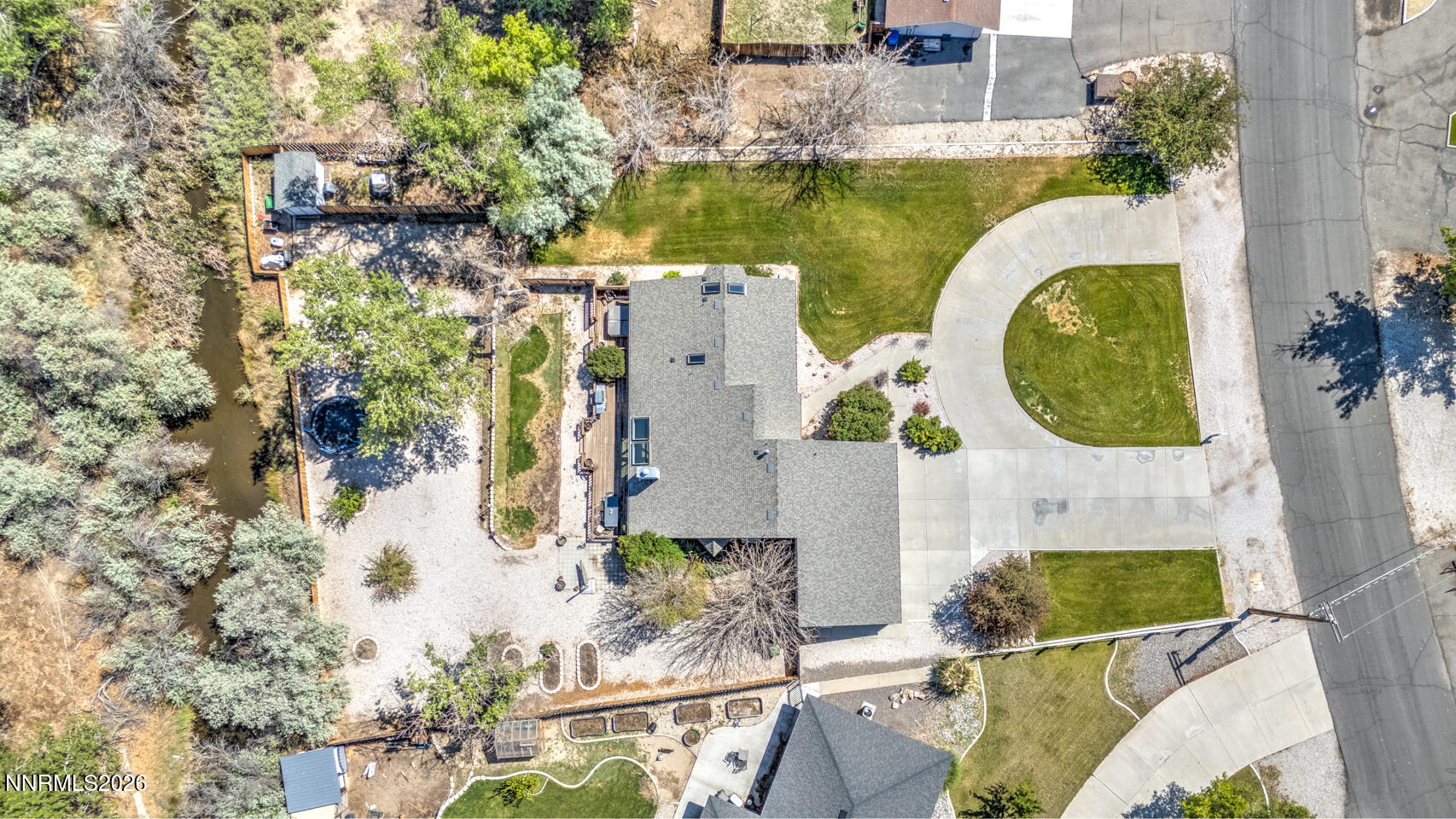 1500 Manchester Circle Fallon, NV 89406 - Photo 40 of 41 an aerial view of residential house with outdoor space and swimming pool