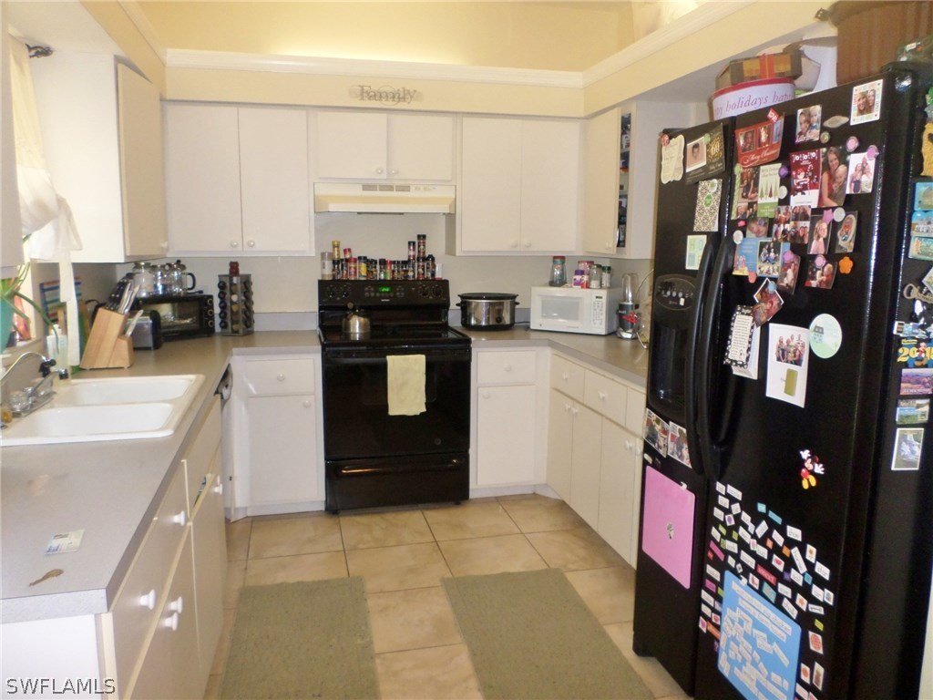 9208 Shaddock Road East Fort Myers, FL 33967 - Photo 7 of 19 Gallery Image 7