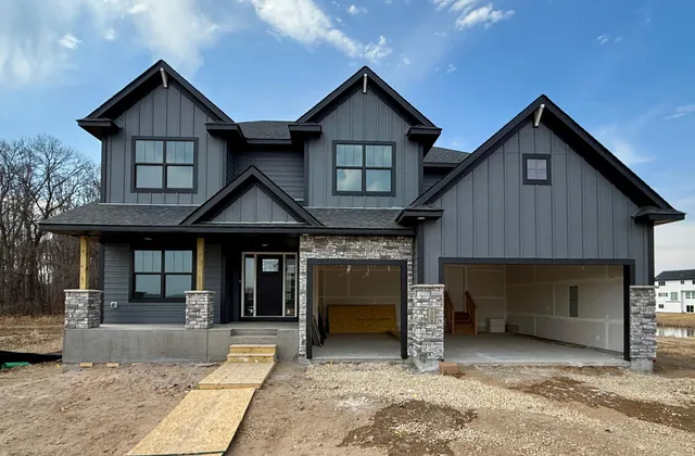 $824,900 | 4906 130th Court Northeast, Blaine, MN 55449