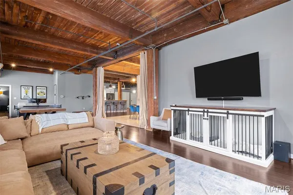 $364,000 | 703 North 13th Street, Unit 307, St. Louis, MO 63103