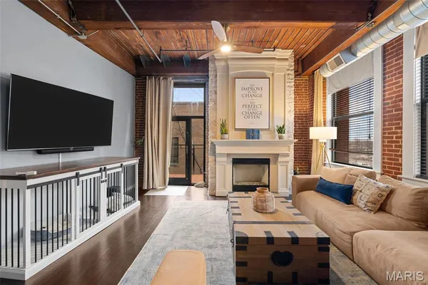 $364,000 | 703 North 13th Street, Unit 307, St. Louis, MO 63103