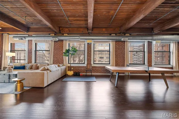 $364,000 | 703 North 13th Street, Unit 307, St. Louis, MO 63103