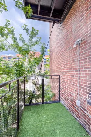 $364,000 | 703 North 13th Street, Unit 307, St. Louis, MO 63103