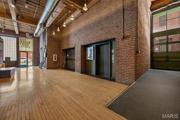 $364,000 | 703 North 13th Street, Unit 307, St. Louis, MO 63103