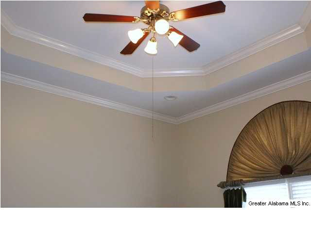 255 Silverleaf Drive Pelham, AL 35124 - Photo 15 of 32