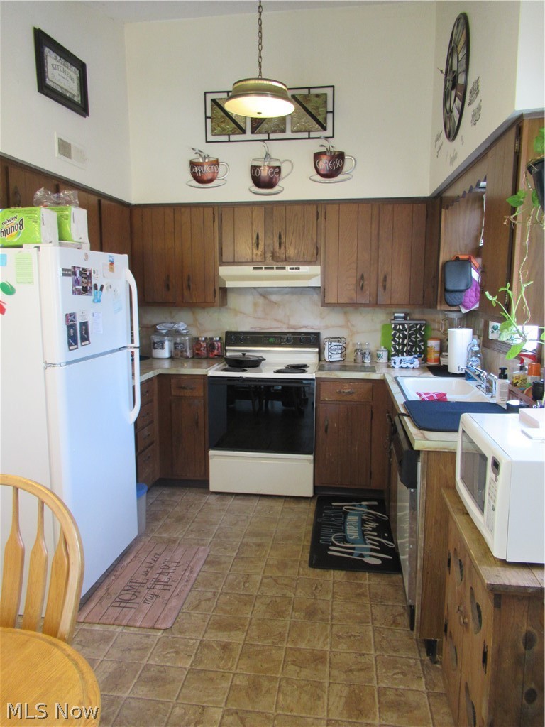 1252 Suffield Circle Northwest Canton, OH 44708 - Photo 9 of 22 Gallery Image 9