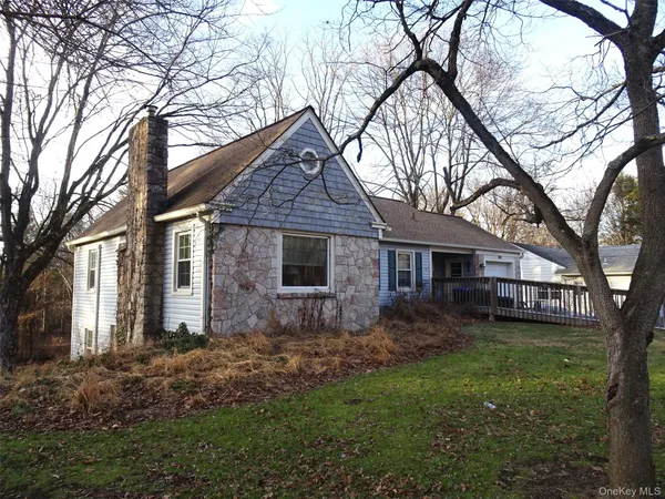 $375,000 | 100 Beechwood Avenue, Poughkeepsie, NY 12601