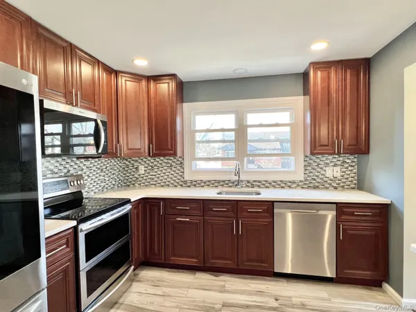 $1,380,000 | 44 Bruce Lane, Westbury, NY 11590