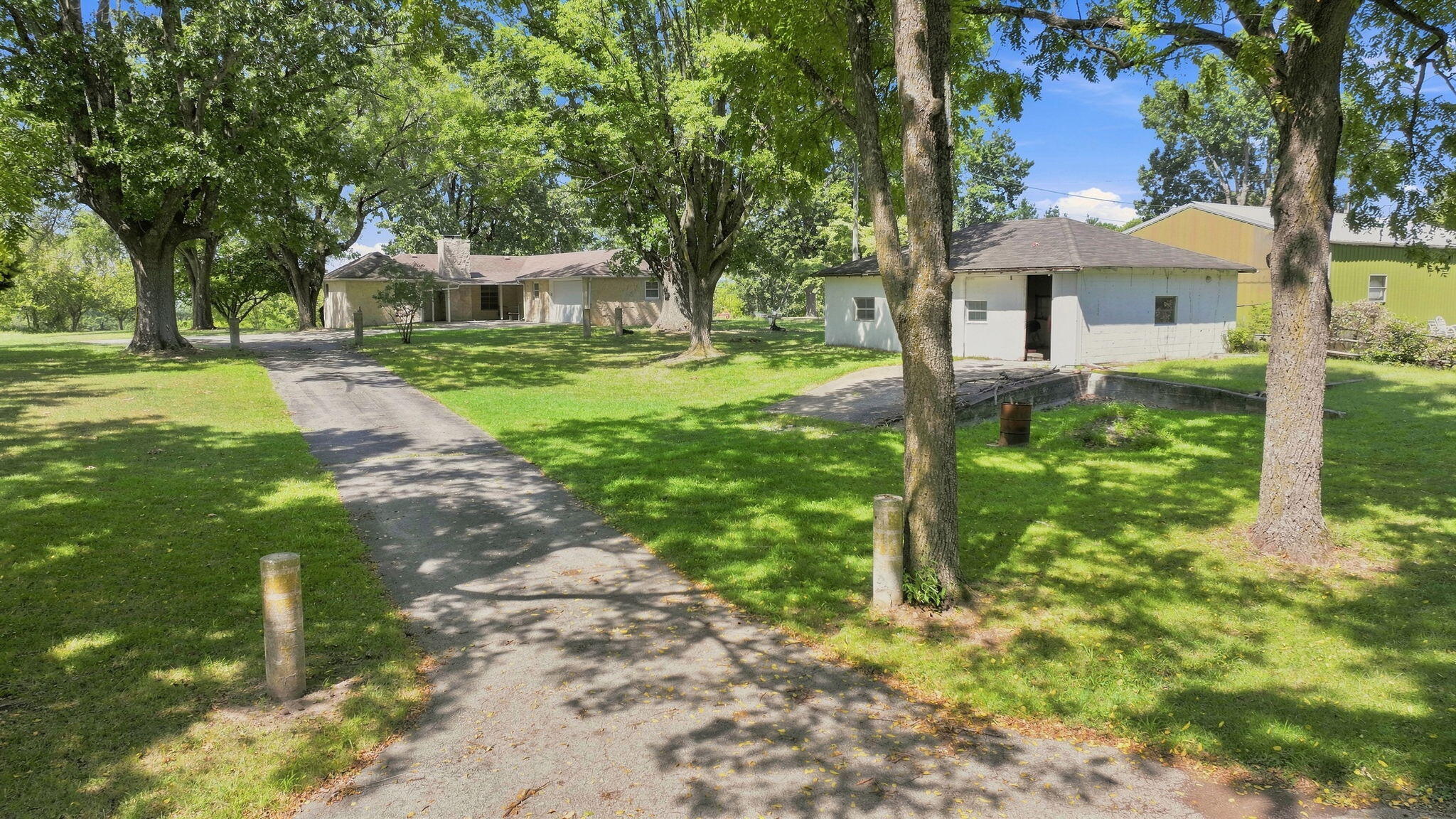 3001 North Weaver Road Ozark, MO 65721 - Photo 2 of 34 7-web-or-mls-front drone 2
