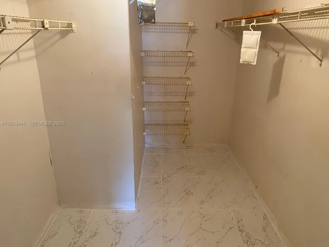 $1,700 | 555 Northeast 123rd Street, Unit 212B, North Miami, FL 33161