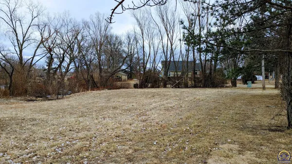 $39,900 | 2425 West 24th Avenue, Emporia, KS 66801