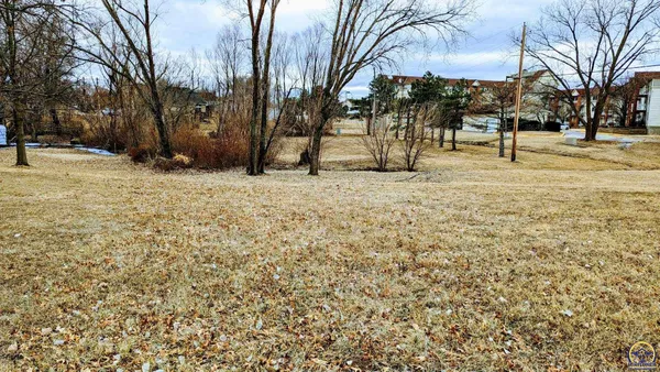 $39,900 | 2425 West 24th Avenue, Emporia, KS 66801