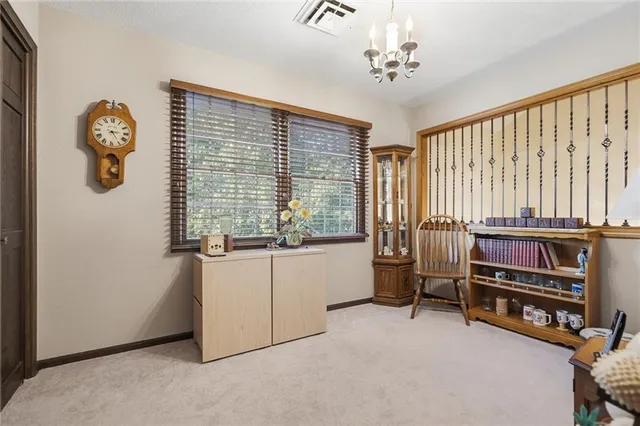 $799,000 | 1104 East Park Road, Garnett, KS 66032