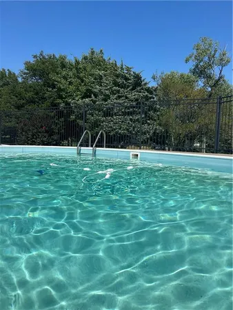 $649,000 | 1104 East Park Road, Garnett, KS 66032